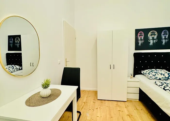 דירה Private In Elegant 5-bedroom Near Kaufpark Alterlaa וינה