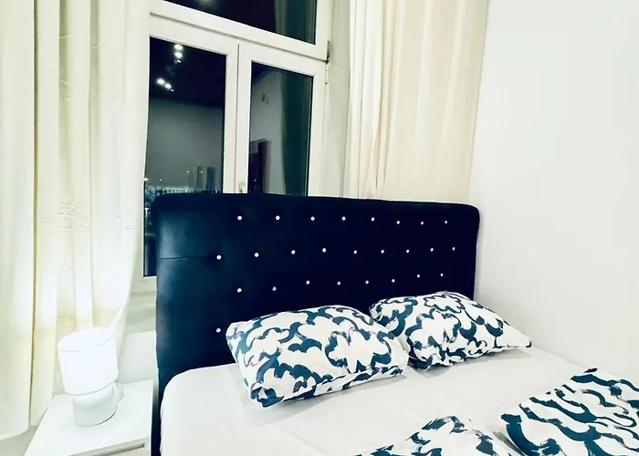 דירה Private In Elegant 5-bedroom Near Kaufpark Alterlaa